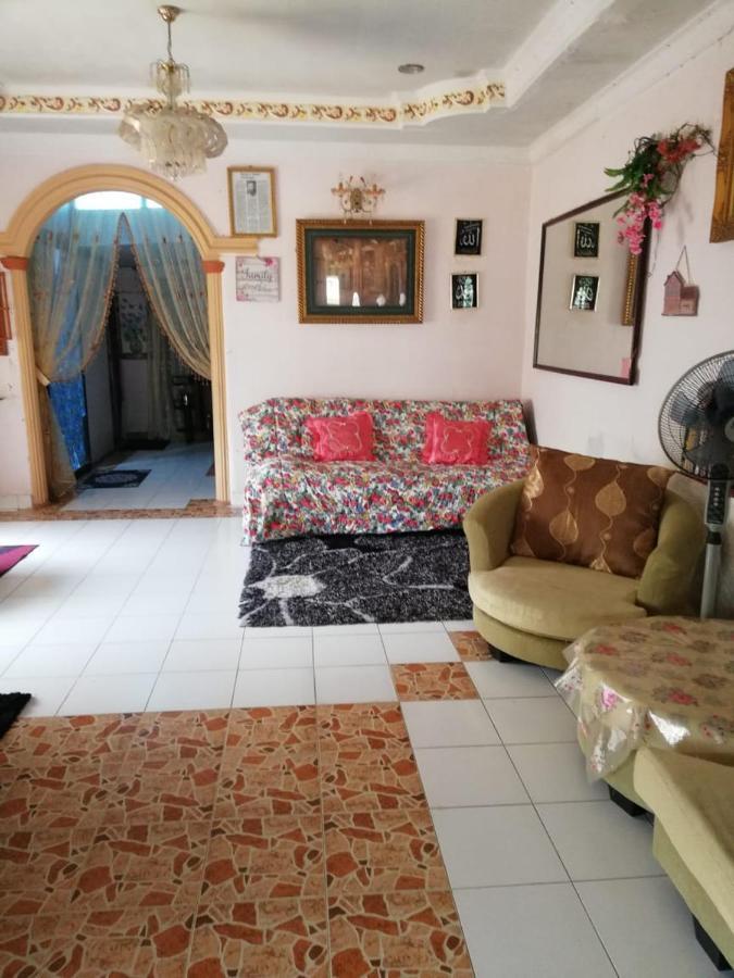 Love Homestay Ct Kangar Eksteriør billede